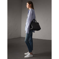 BLACK Sac The Banner medium en cuir