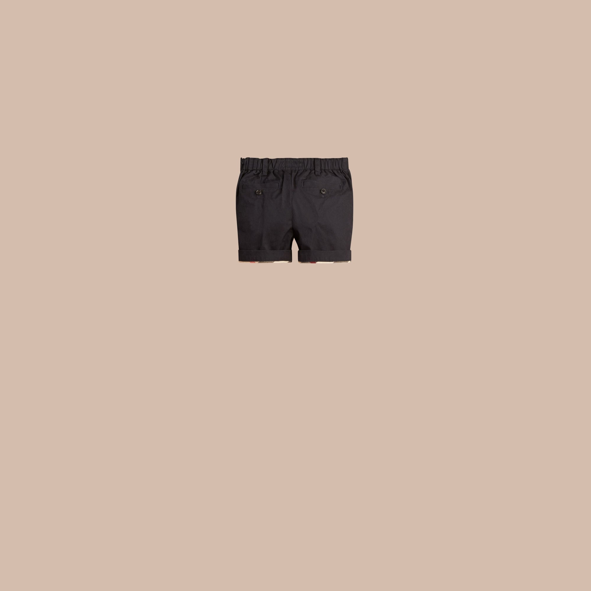 INK Short chino en coton avec motif check
