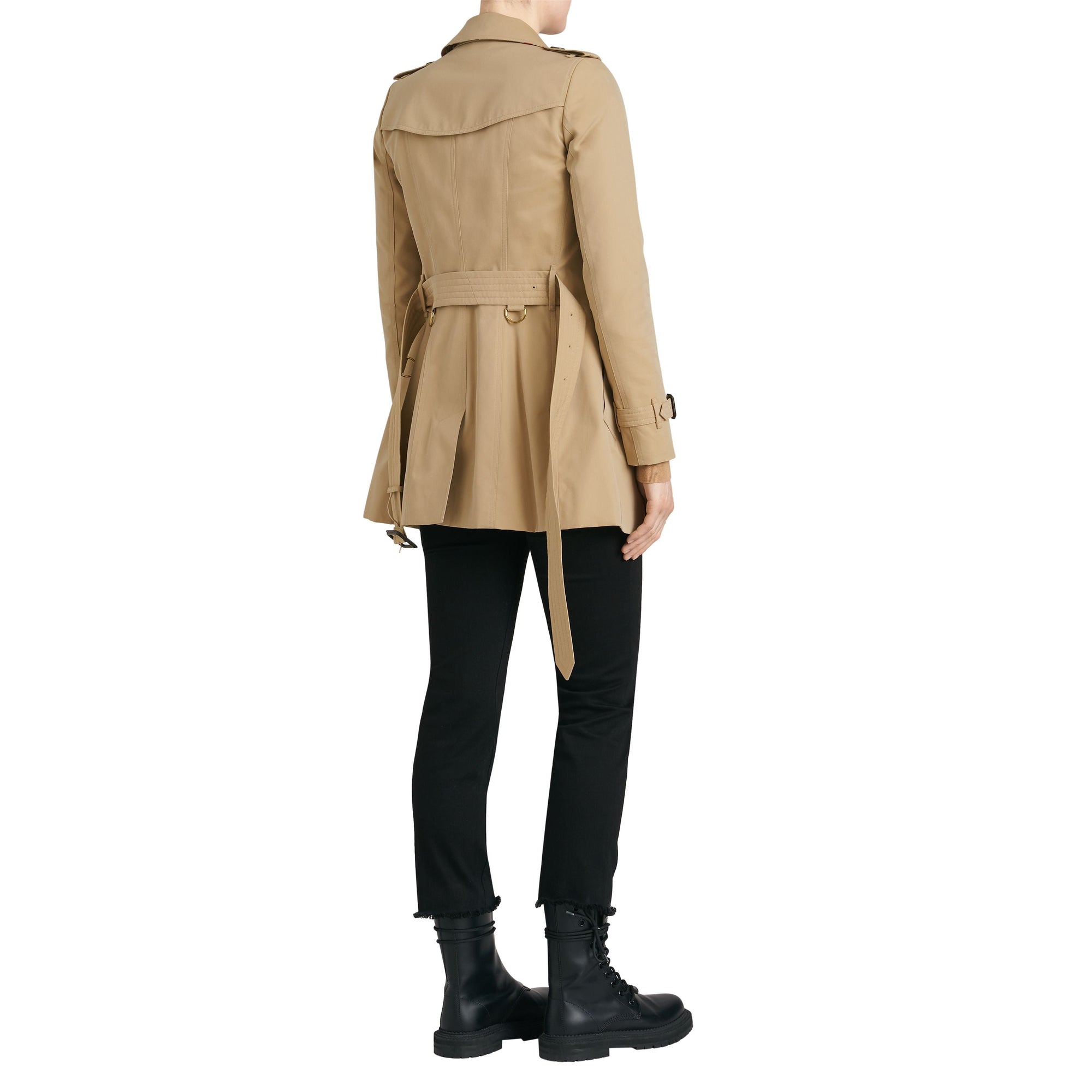 HONEY The Chelsea – Trench court