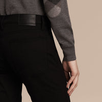 BLACK Jean délavé de coupe droite en denim extensible