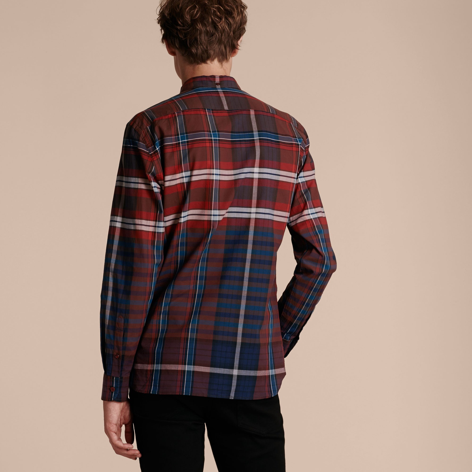 BURGUNDY RED Chemise en coton à motif check avec col boutonné