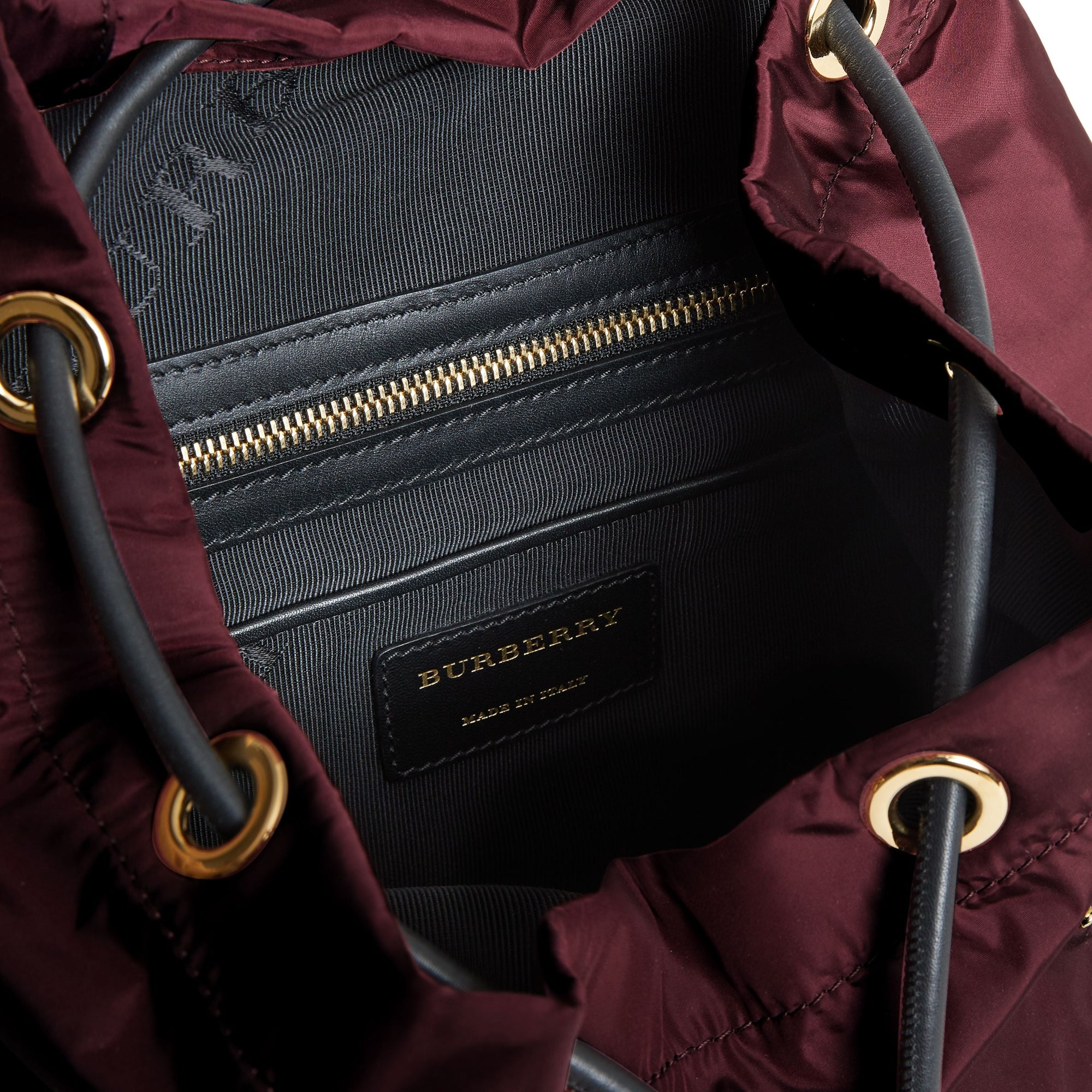 Sac the rucksack moyen en nylon technique et cuir - Rouge bourgogne
