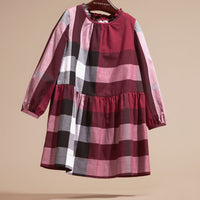 DARK PLUM PINK Robe en coton à motif check avec détails ruchés