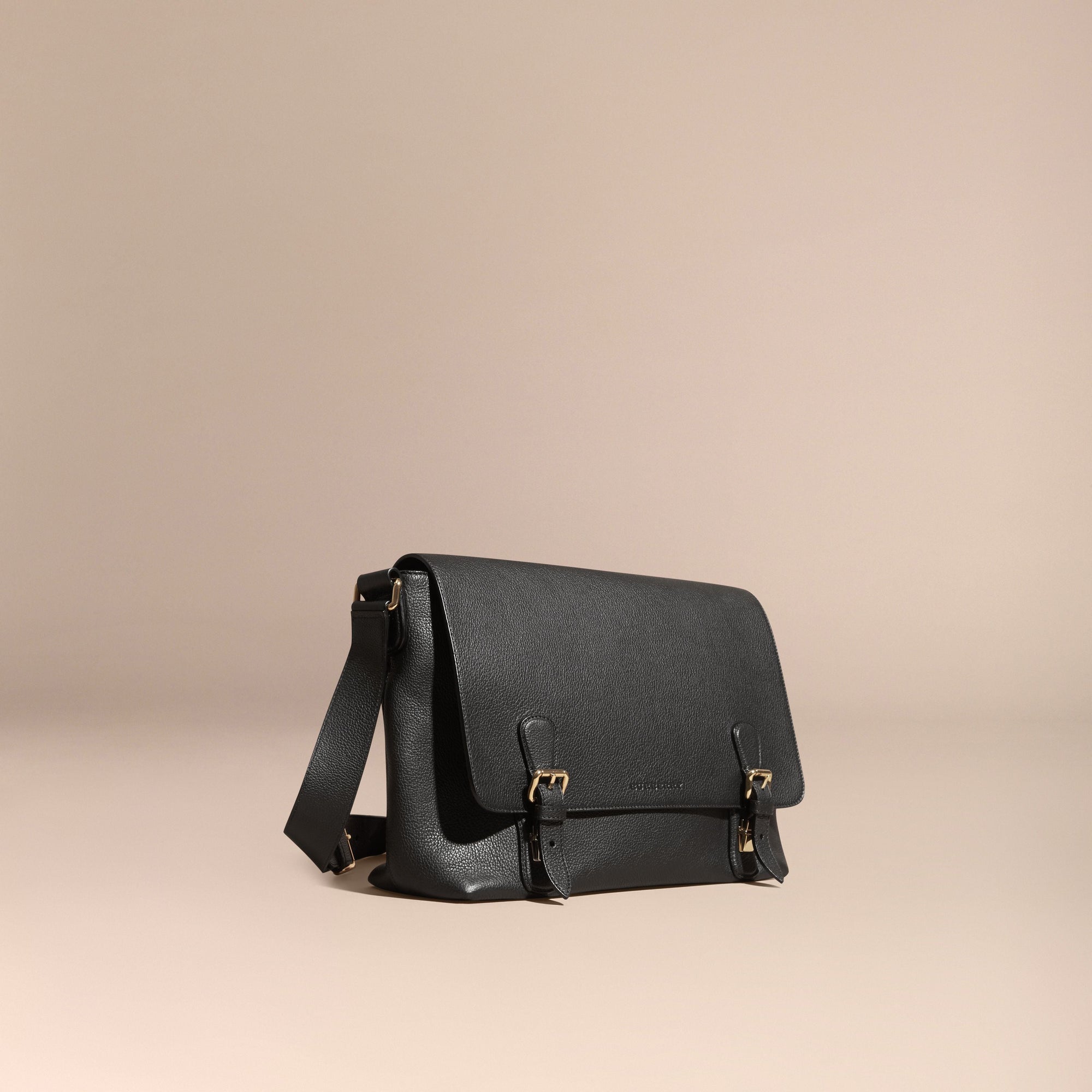 BLACK Sac Messenger en cuir grené