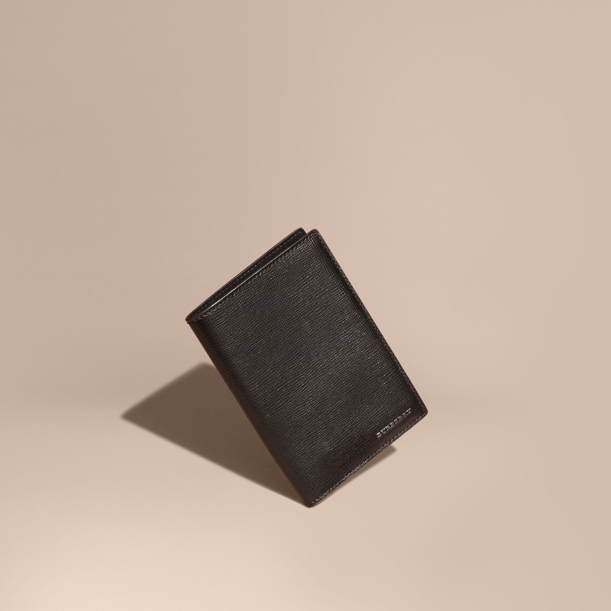 BLACK Étui pour passeport avec porte-cartes en cuir London