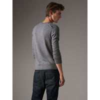 PALE GREY MELANGE Pull en cachemire avec éléments en jacquard à motif check