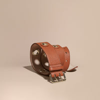 BRIGHT TOFFEE Ceinture en cuir grené avec œillets