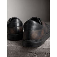 SMOKED CHOCOLATE CHK Sneakers en cuir et tissu London check