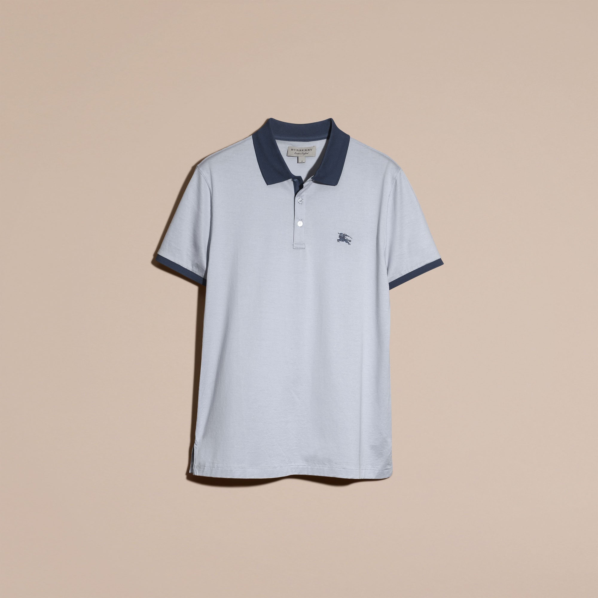 LIGHT BLUE Polo ajusté en coton avec bordures ton sur ton