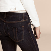 MID INDIGO Jean évasé en denim extensible