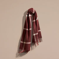 DEEP RED L'écharpe réversible en cachemire à motif check tartan