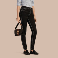 BLACK Jean skinny stretch avec surpiqûres contrastantes