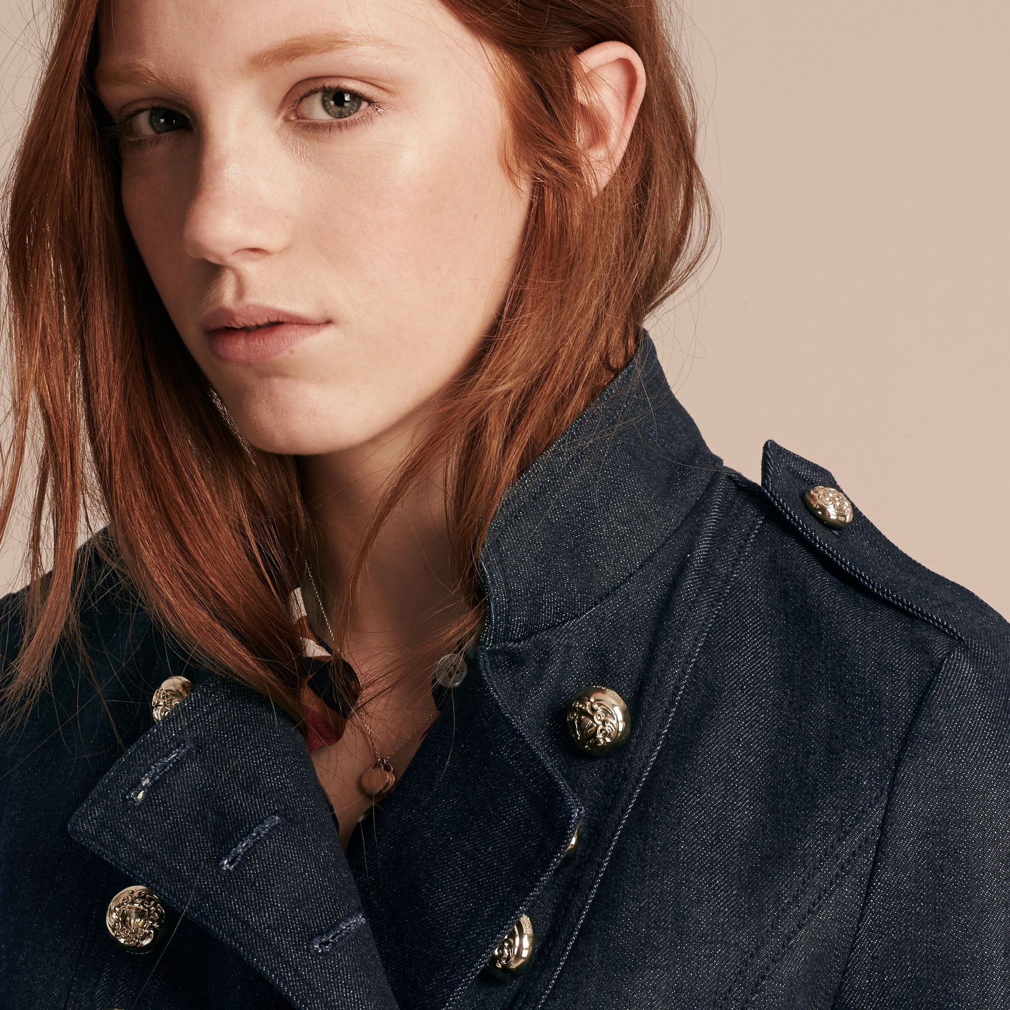 INDIGO Veste militaire en denim stretch
