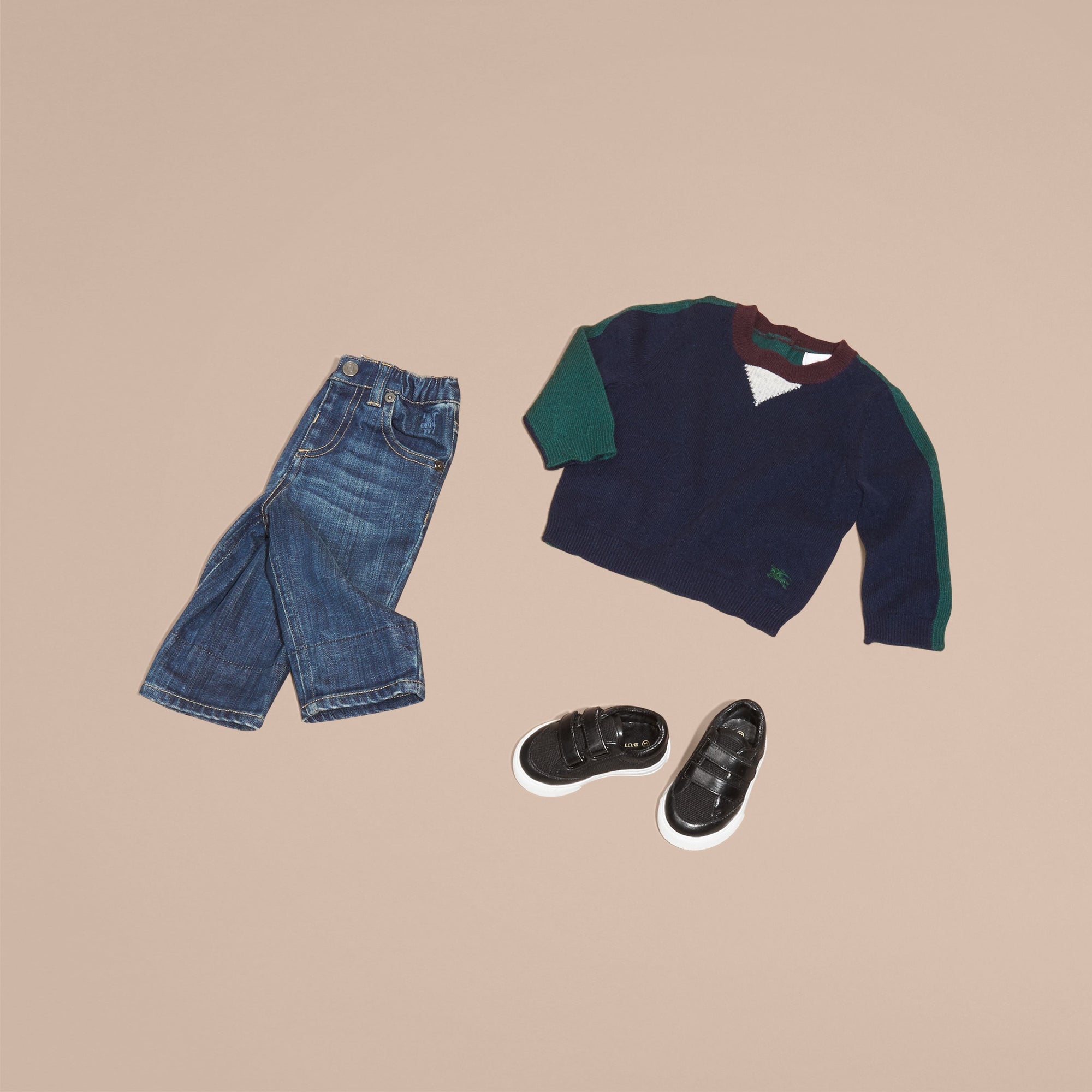 NAVY Pull en cachemire color-block