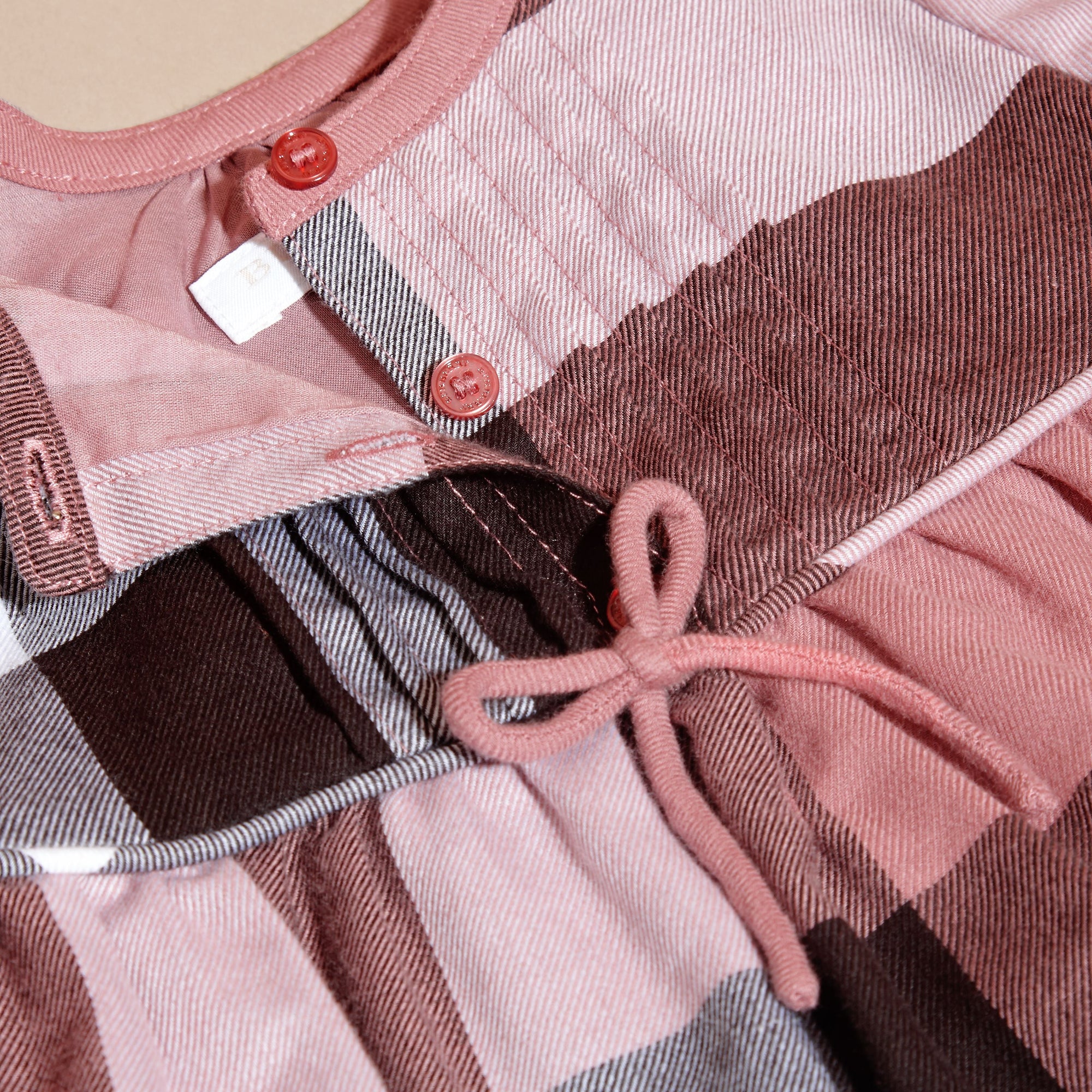 ANTIQUE ROSE Robe en flanelle de coton à motif check avec nœud décoratif