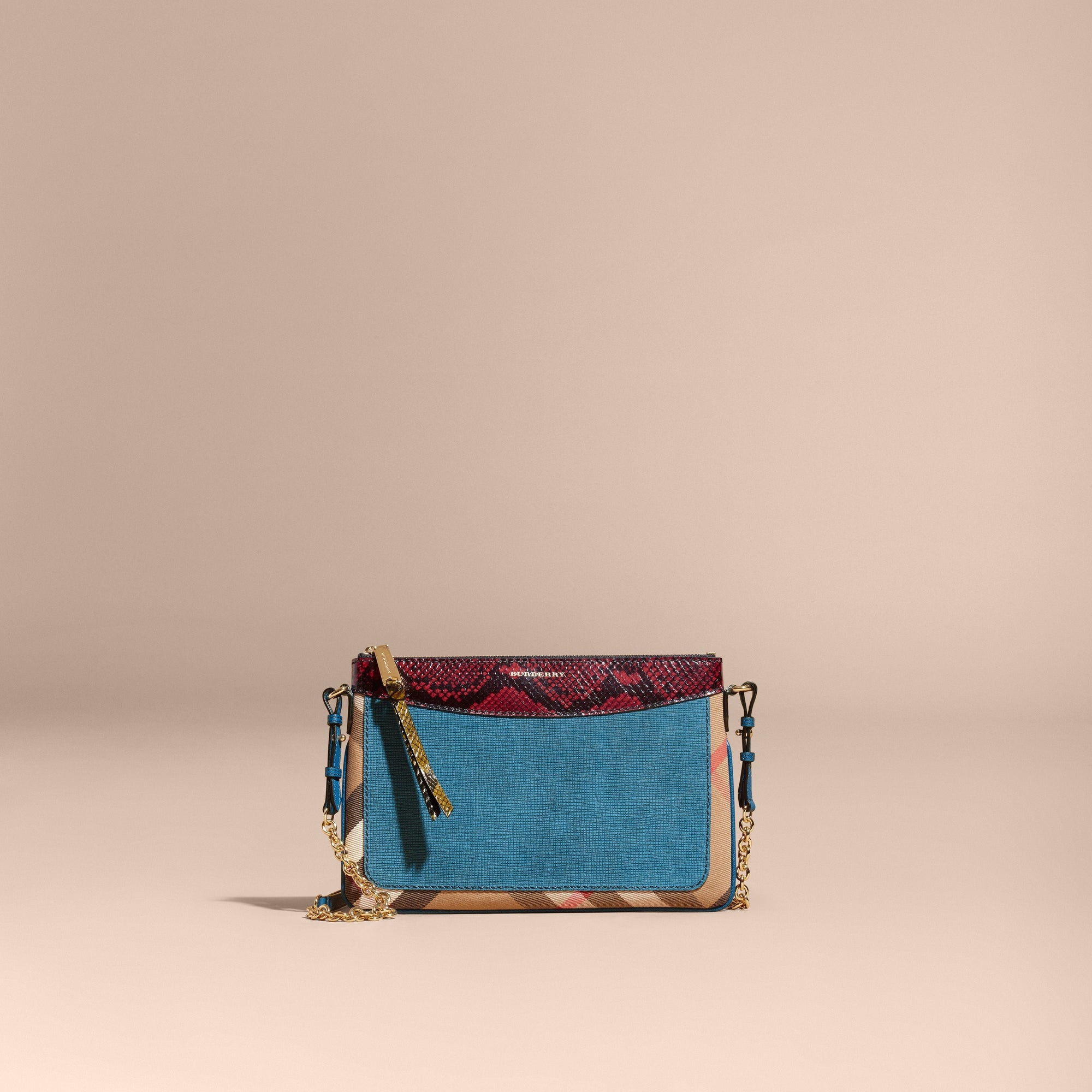 PEACOCK BLUE Clutch en cuir, coton House check et peau de serpent