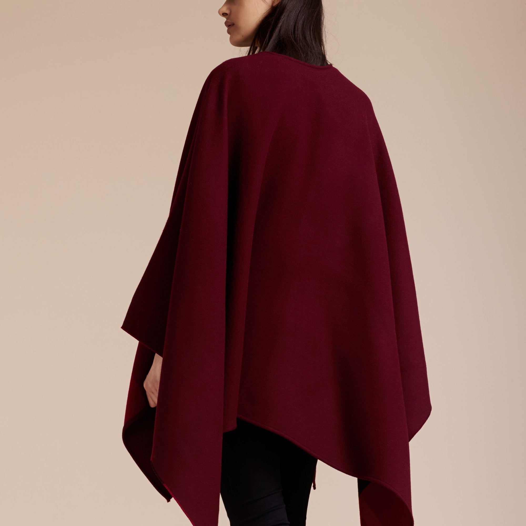 PARADE RED Poncho réversible en laine mérinos à motif check