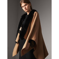 CAMEL Poncho en laine mérinos à motif check avec bordure en fourrure de renard