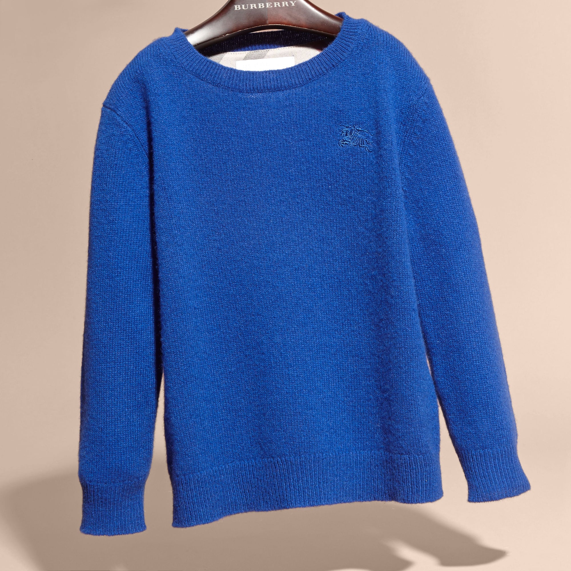 BRILLIANT BLUE Pull en cachemire avec coudières à motif check