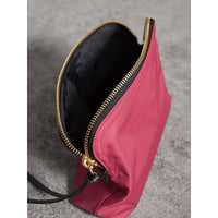 PLUM PINK Grande pochette zippée en nylon technique