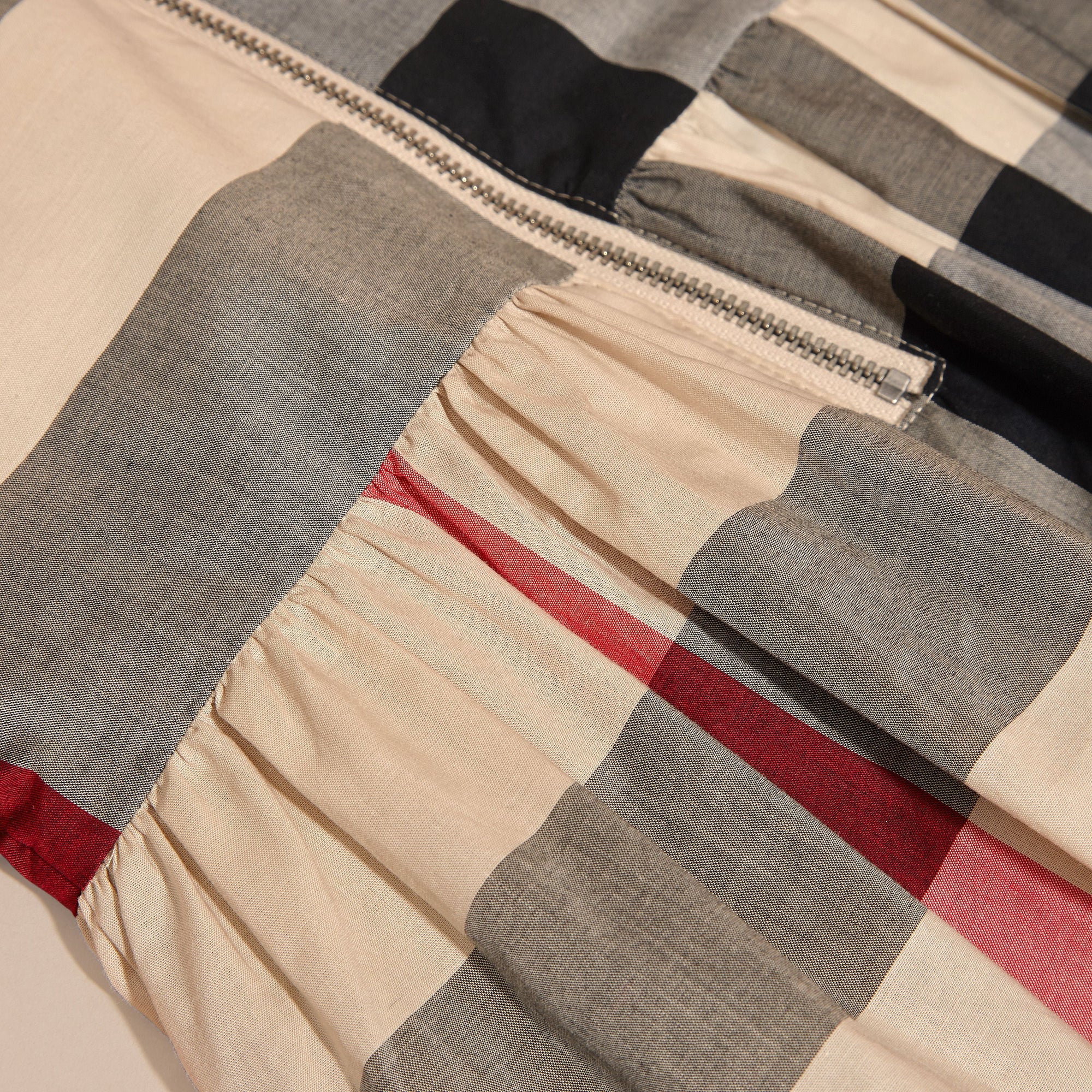 NEW CLASSIC CHECK Robe en voile de coton à motif check avec mancherons
