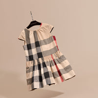 NEW CLASSIC CHECK Robe en voile de coton à motif check avec mancherons