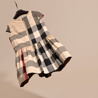 NEW CLASSIC CHECK Robe en voile de coton à motif check avec mancherons