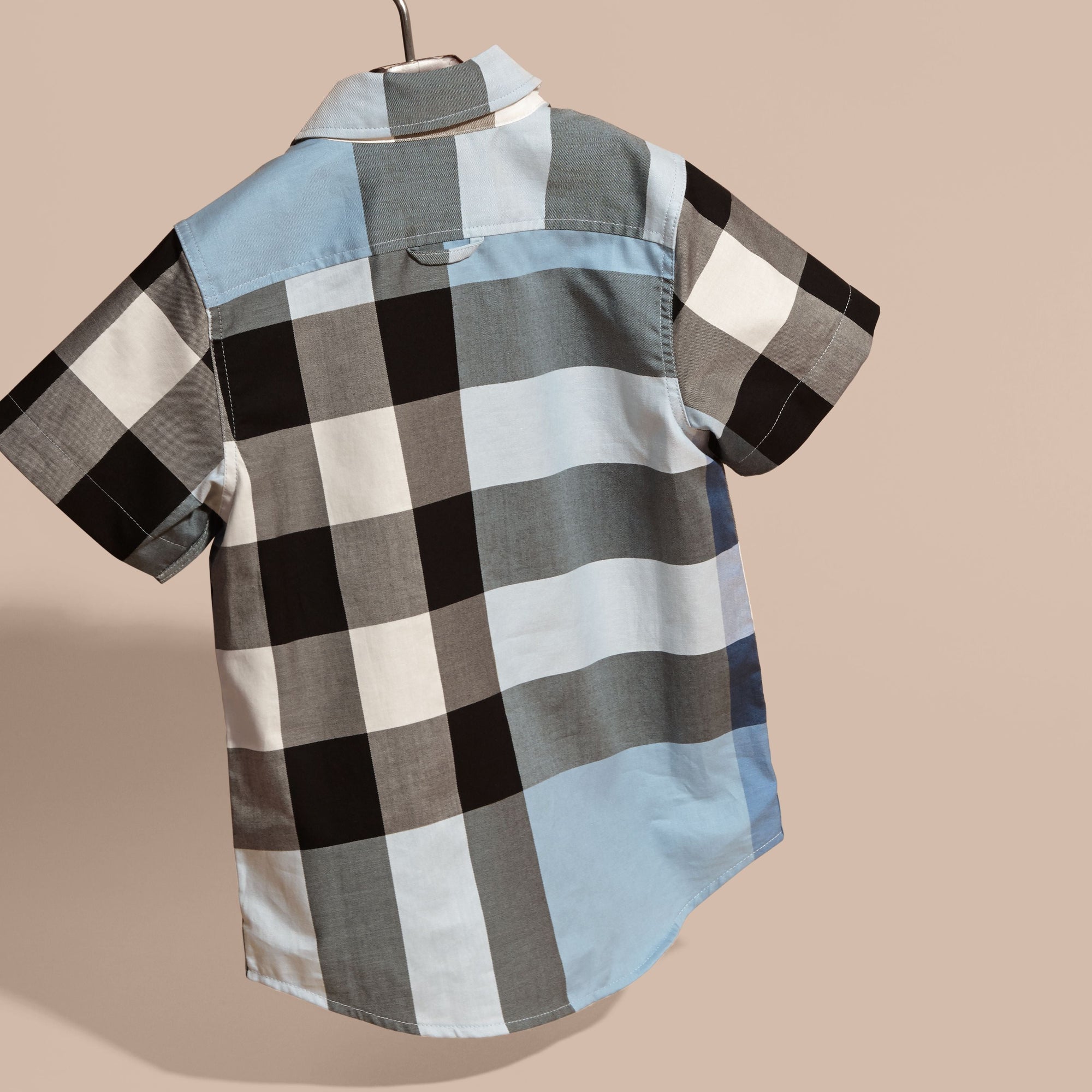 PALE BLUE Chemise en coton à manches courtes avec motif check