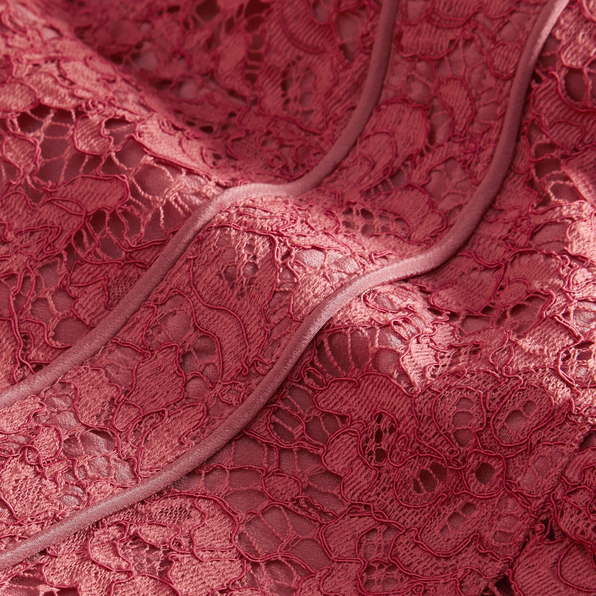 PINK AZALEA Robe en macramé de dentelle à mancherons