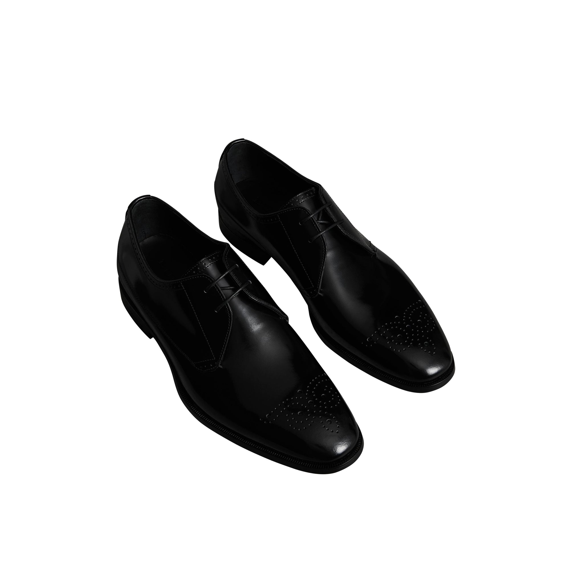 BLACK Chaussures de style derby en cuir avec détails perforés