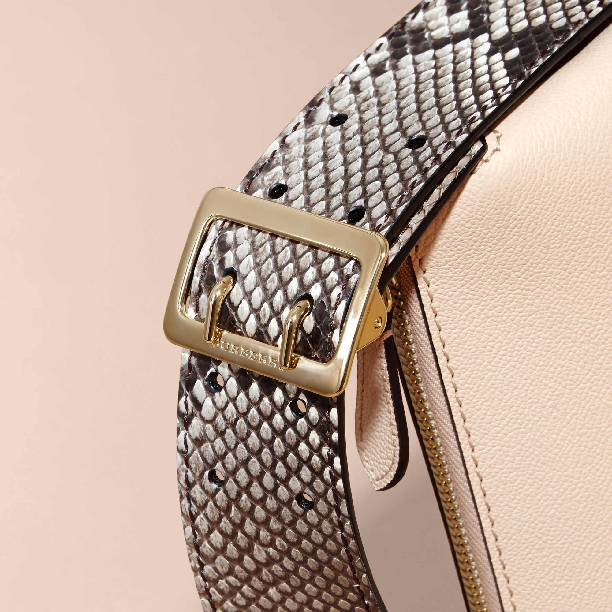 LIMESTONE Sac à bandoulière en python et cuir