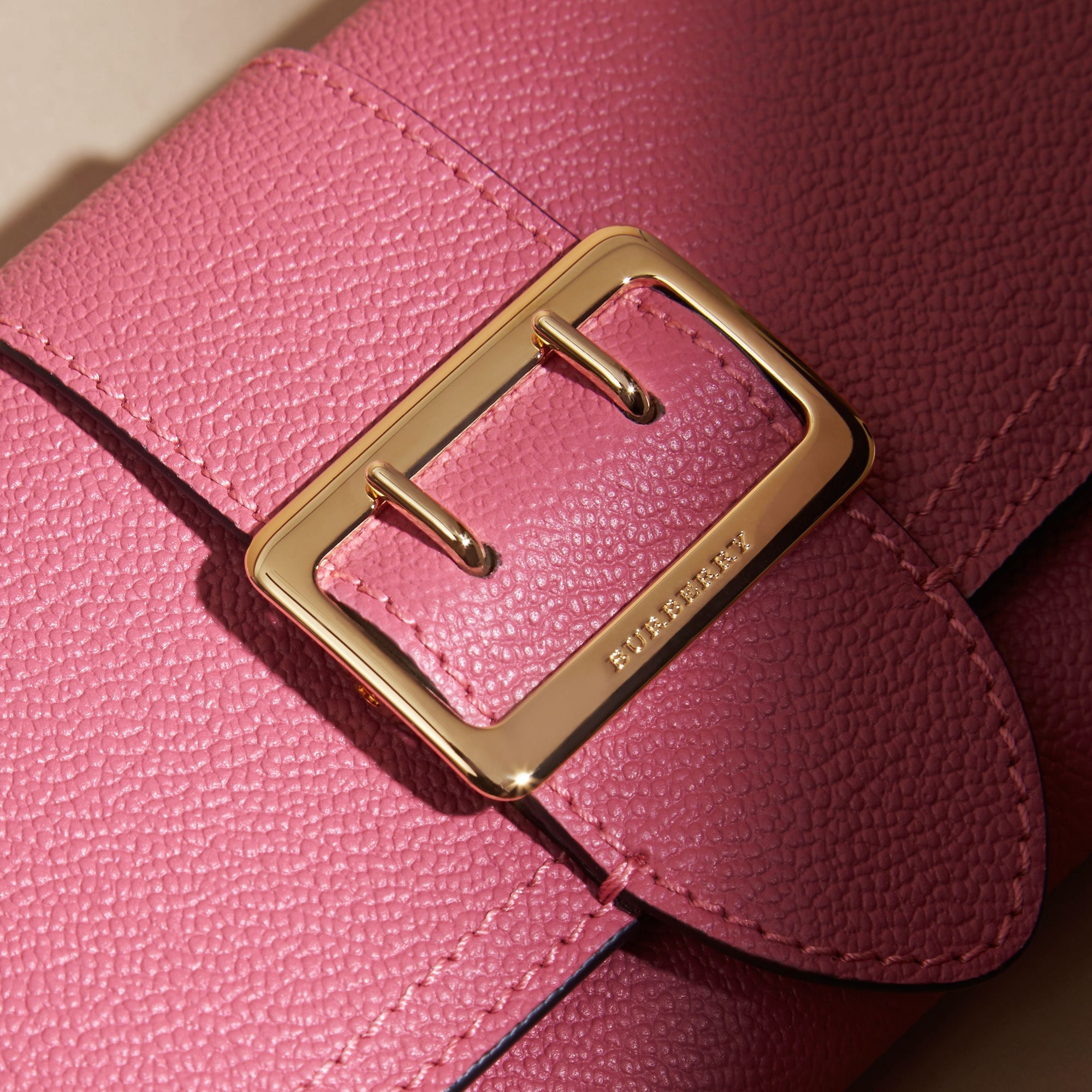 PINK AZALEA Portefeuille continental en cuir texturé