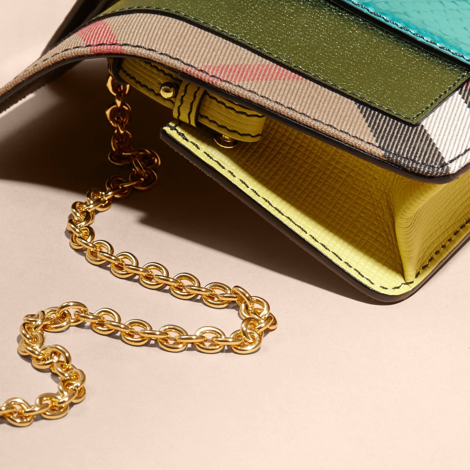 OLIVE GREEN Mini sac The Buckle en cuir et tissu House check