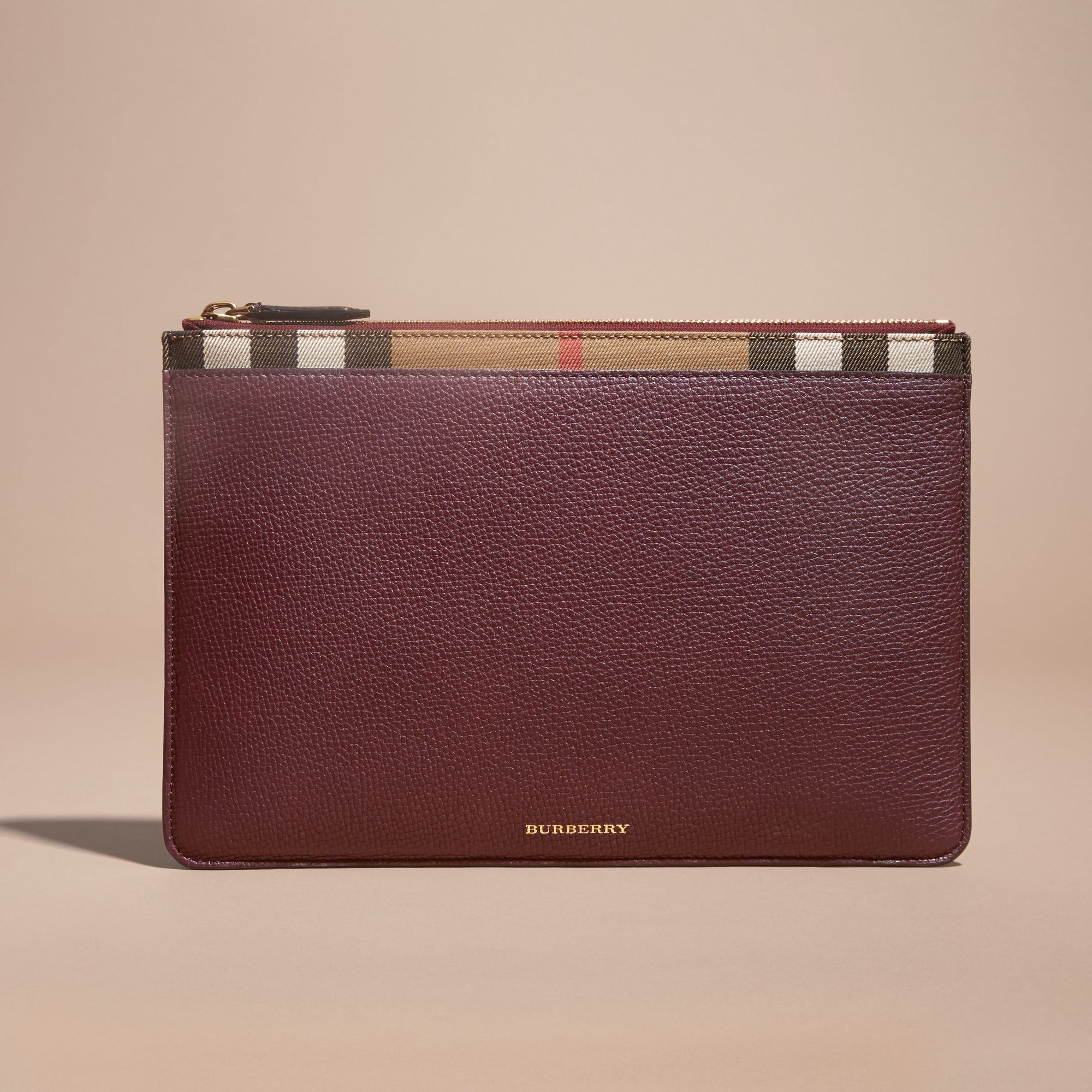 WINE Pochette zippée en cuir grainé et tissu House check