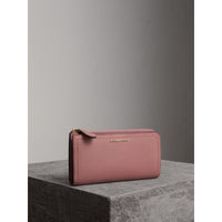 DUSTY PINK Portefeuille zippé en cuir grainé
