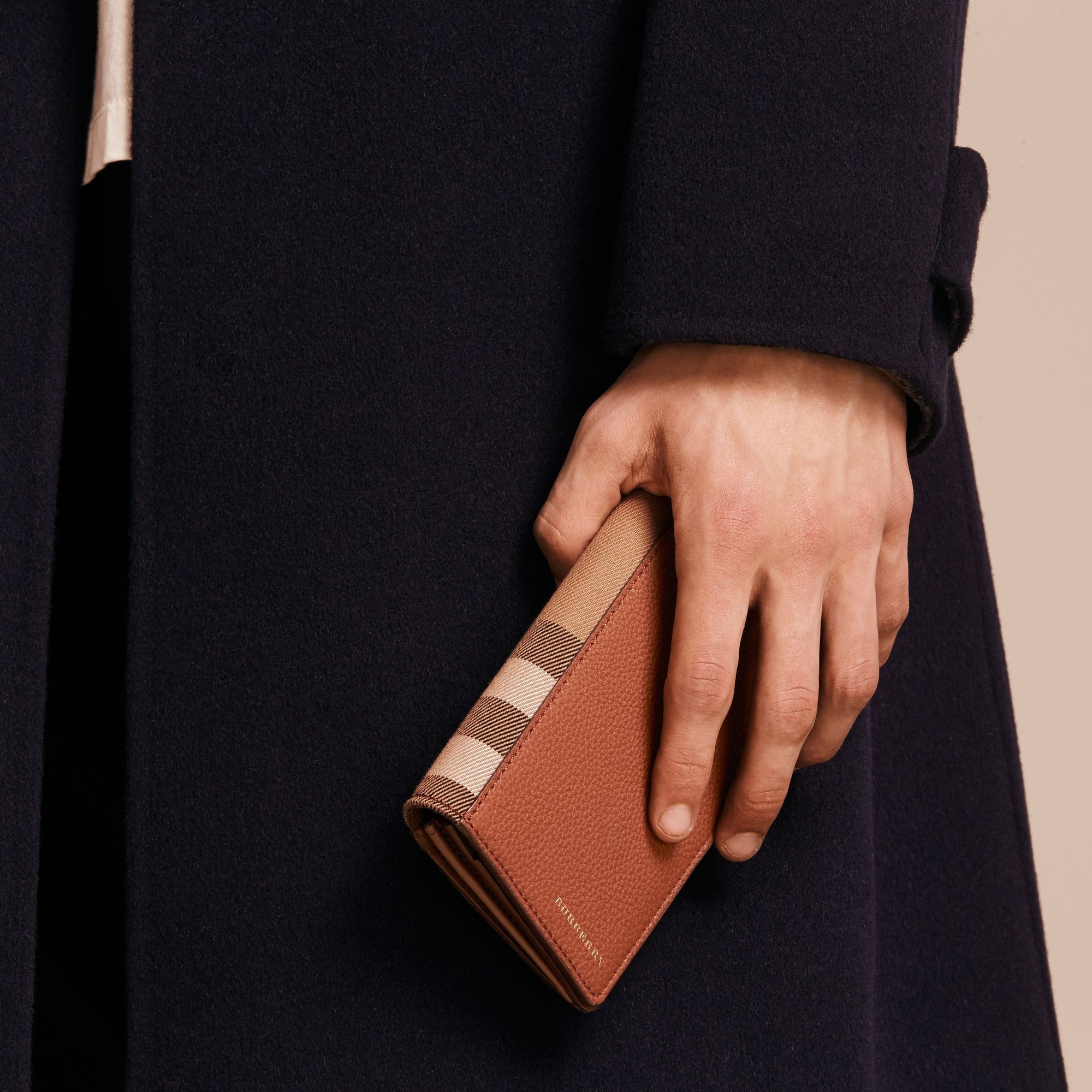 RUSSET Portefeuille continental en coton House check et cuir grainé