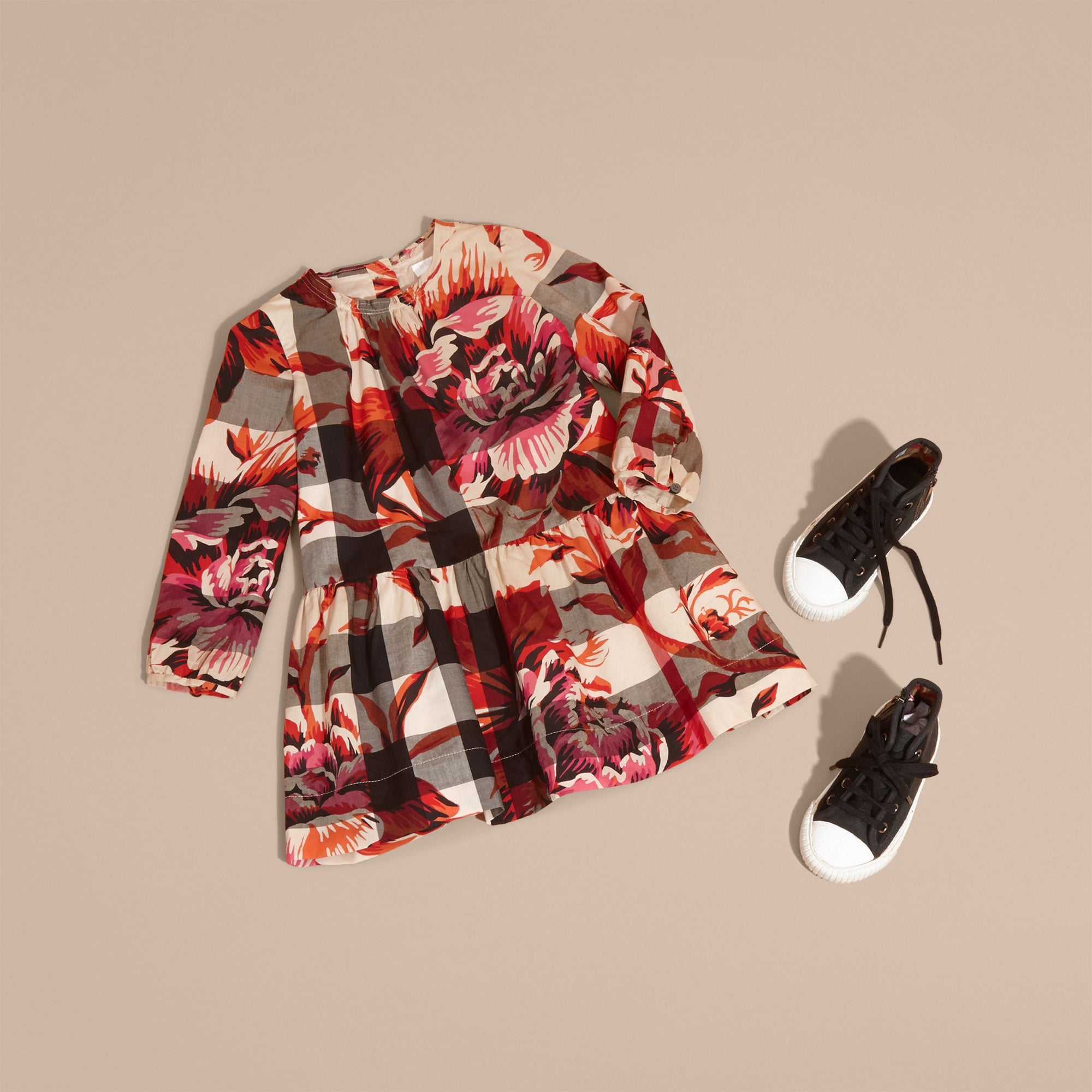 PINK AZALEA Robe en coton à motif check avec imprimé à pivoines roses