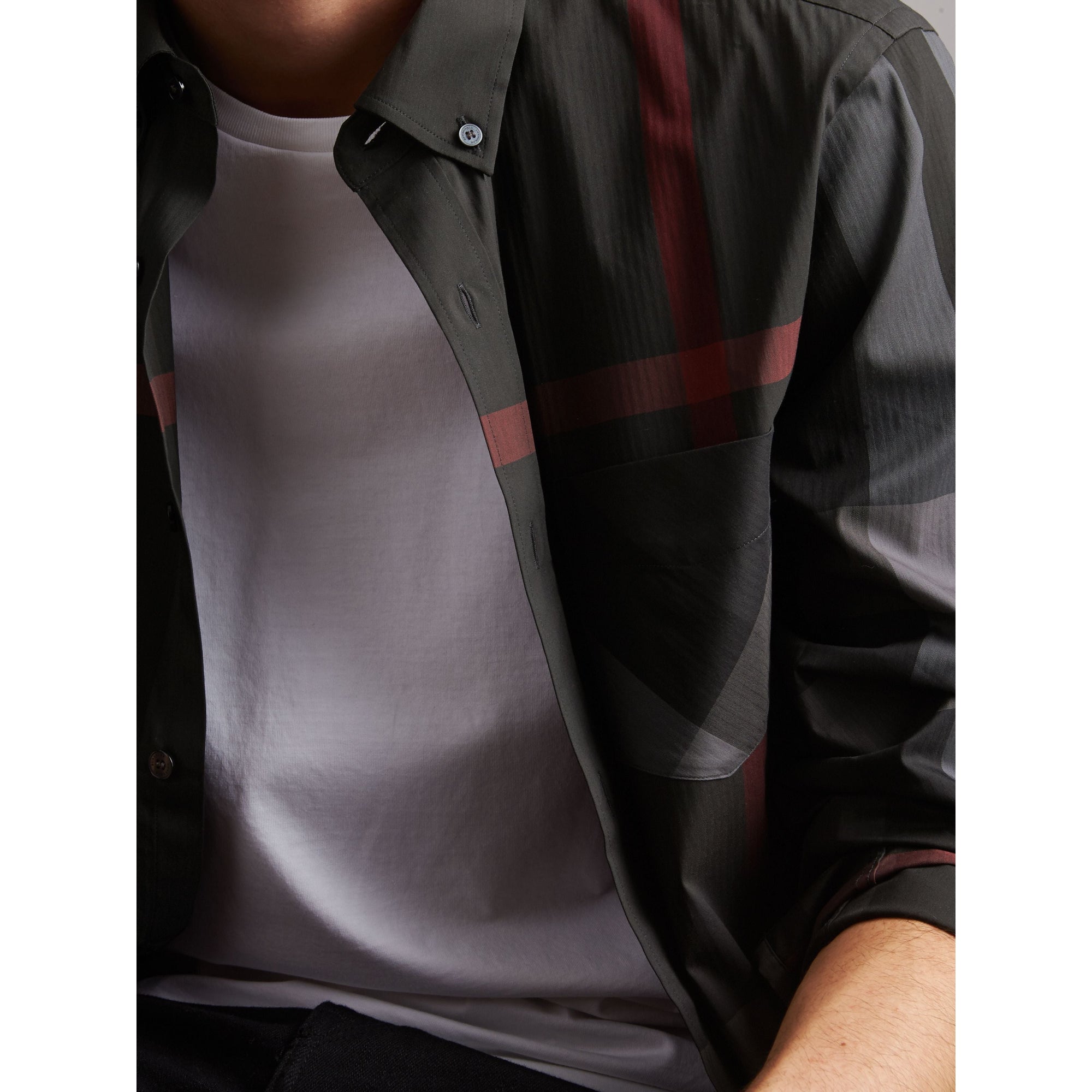 CHARCOAL Chemise en coton extensible mélangé à motif check avec col boutonné
