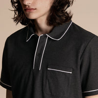 CHARCOAL Polo en piqué de coton passepoilé