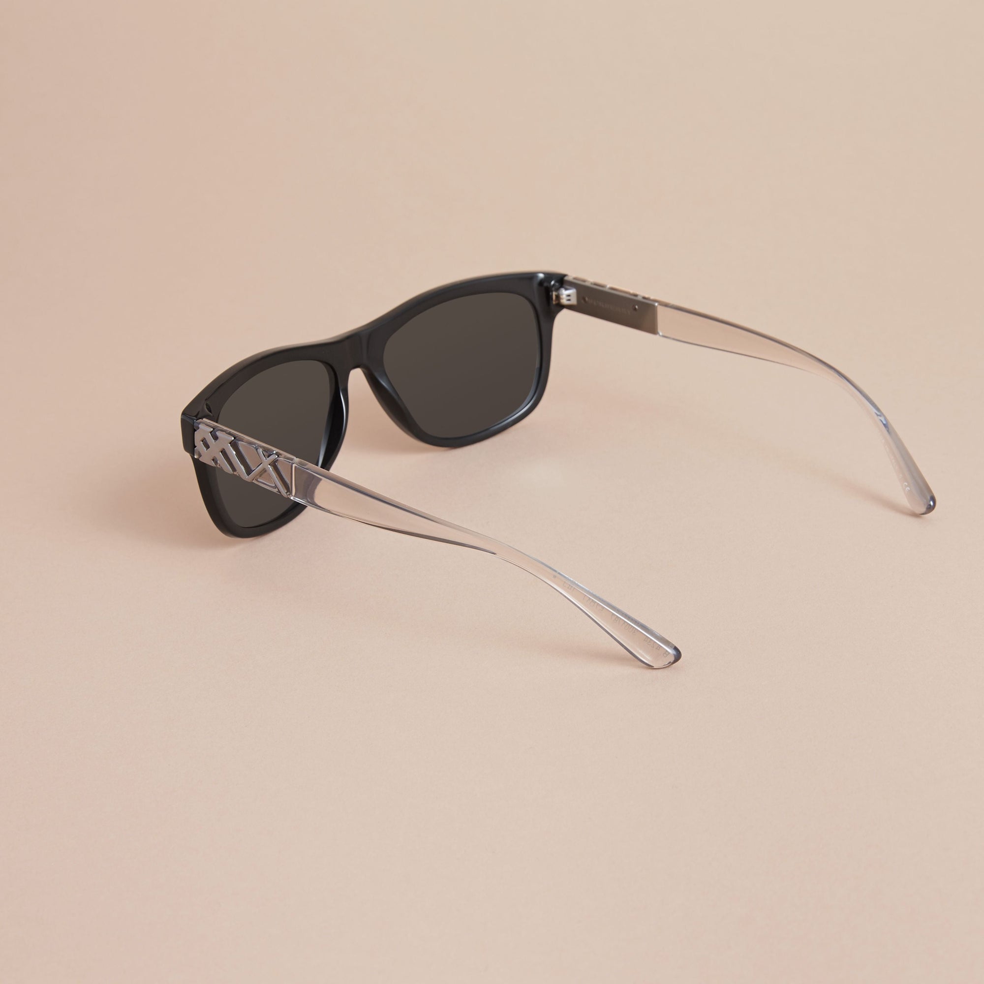 BLACK Lunettes de soleil à monture carrée avec détails check