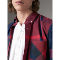 BRIGHT RED Chemise en coton extensible mélangé à motif check avec col boutonné