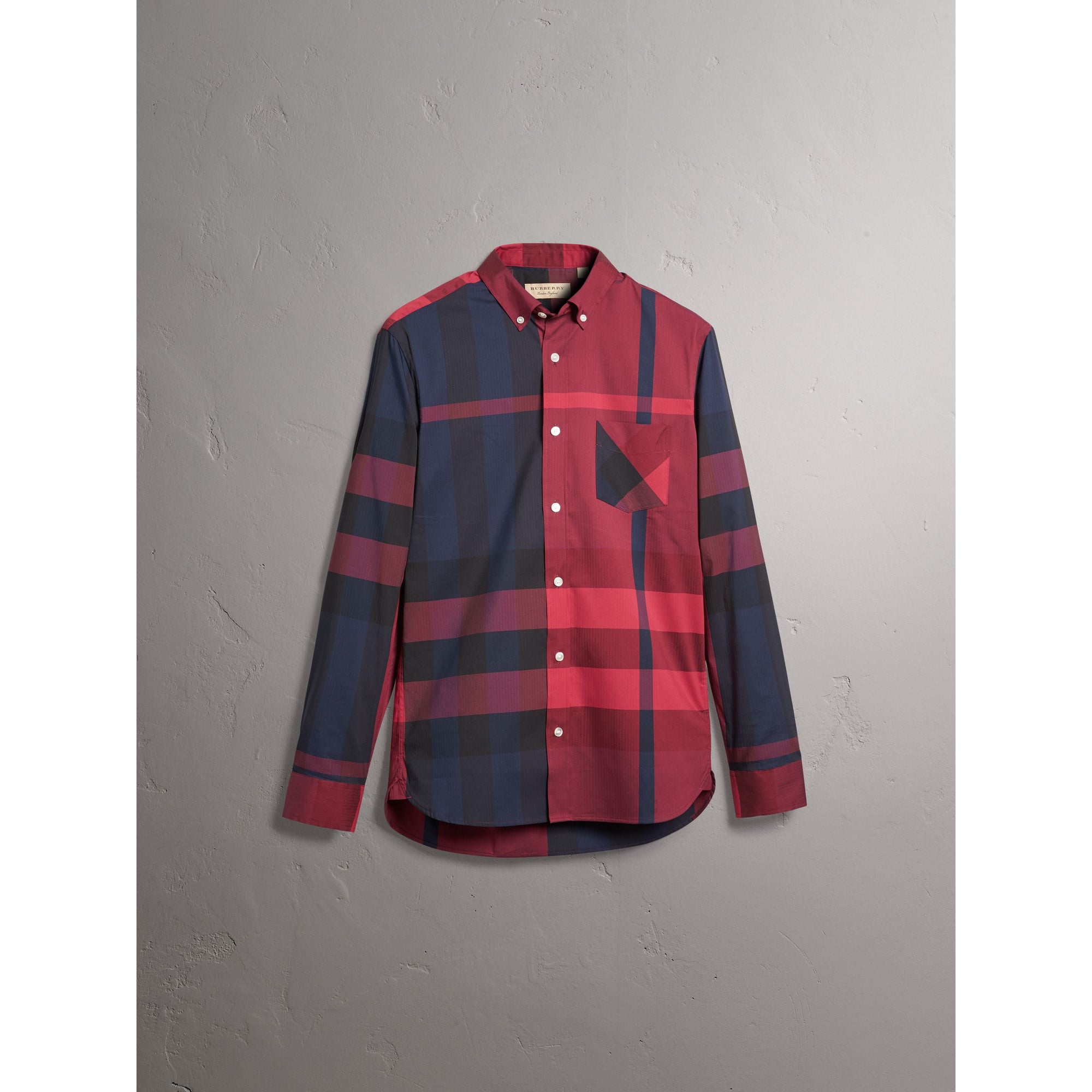 BRIGHT RED Chemise en coton extensible mélangé à motif check avec col boutonné