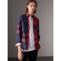 BRIGHT RED Chemise en coton extensible mélangé à motif check avec col boutonné