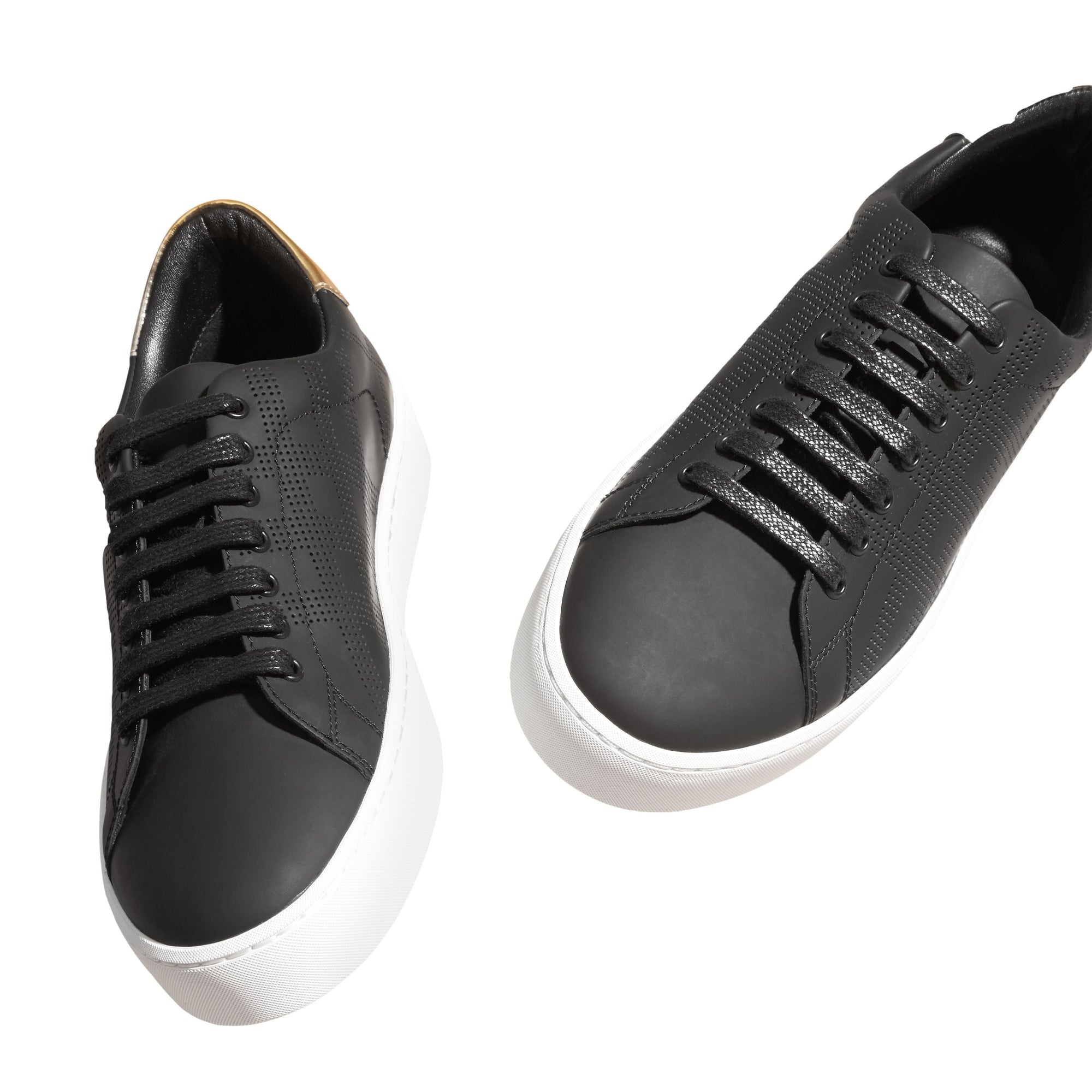 BLACK Sneakers en cuir à motif check perforé