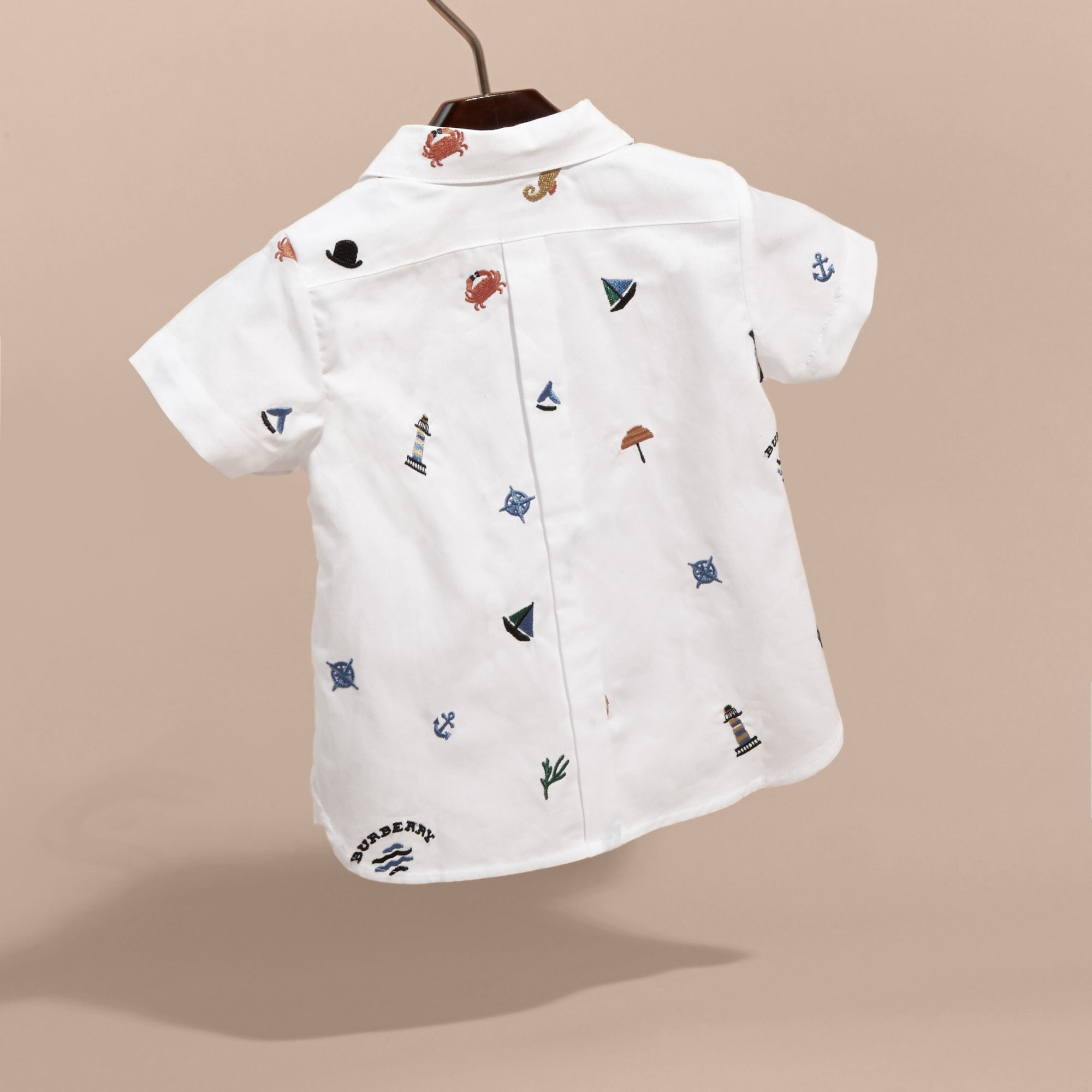 WHITE Chemise Oxford en coton avec motifs nautiques brodés