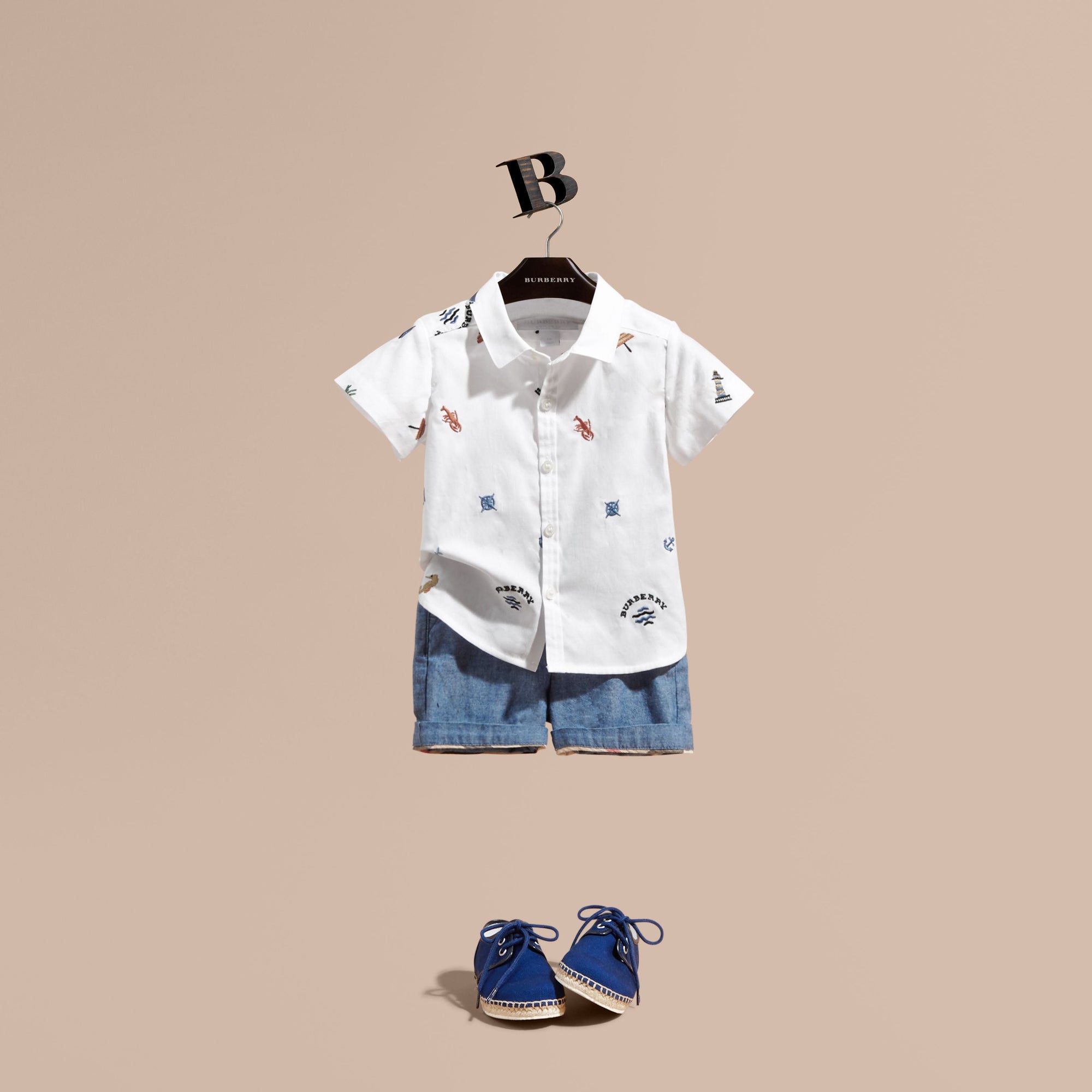 WHITE Chemise Oxford en coton avec motifs nautiques brodés