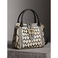 LIMESTONE Sac tote The Buckle medium en cuir à imprimé trompe-l'œil