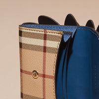 Porte-cartes en peau de serpent et cuir à motif Haymarket check - Azalée Rose
