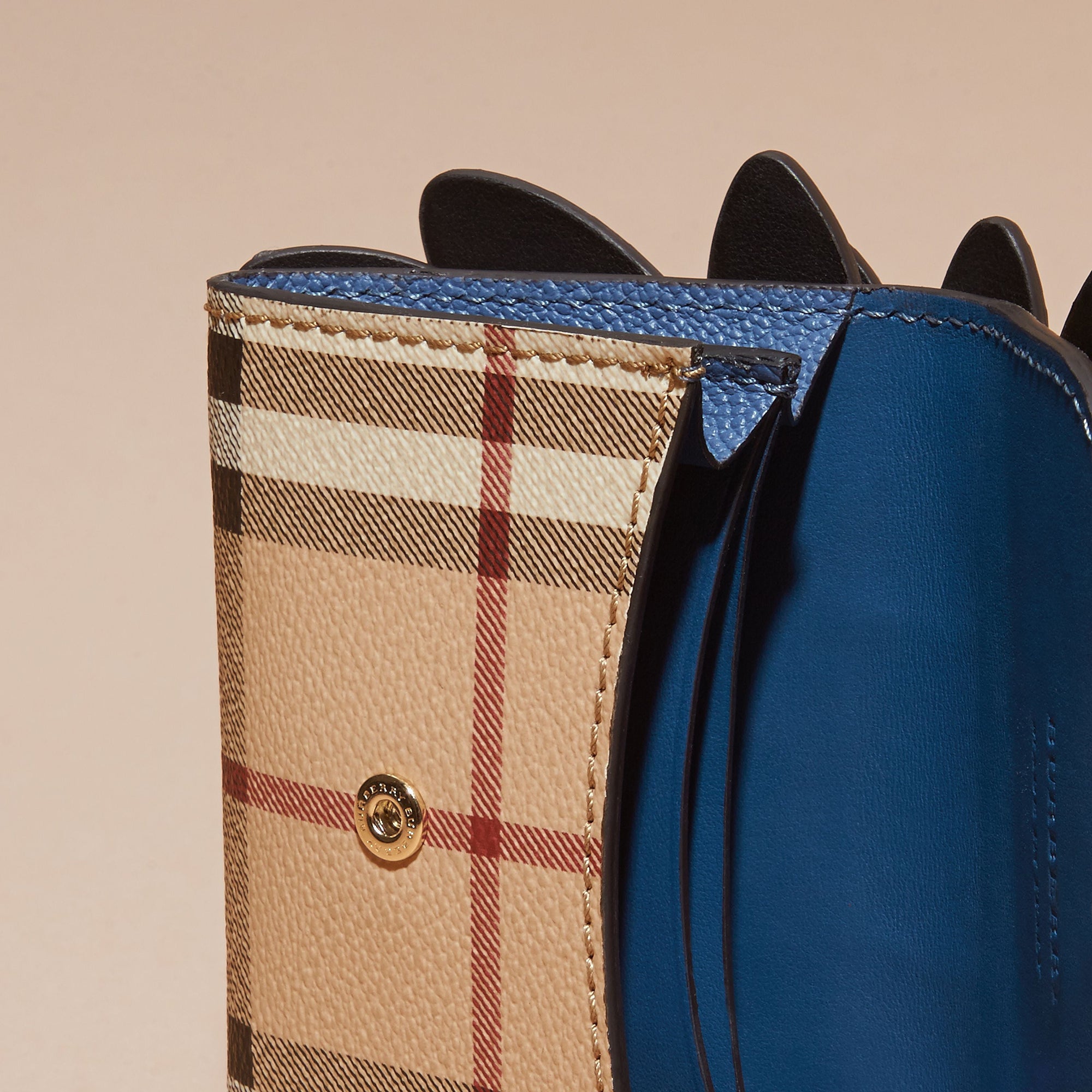 Porte-cartes en peau de serpent et cuir à motif Haymarket check - Azalée Rose