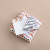 WHITE Coffret cadeau bébé trois pièces en coton avec imprimé à cœur de Cupidon